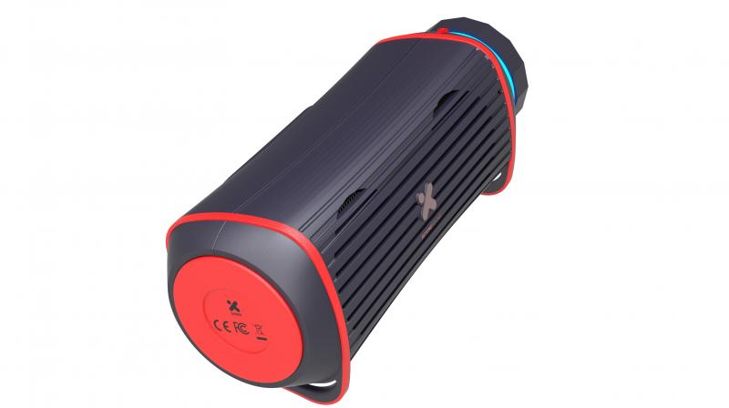 With its unique cylindrical design and compact form factor, the new X-mini TWISX stands out from the crowd. With its unique cylindrical design and compact form factor, the new X-mini TWISX stands out from the crowd.