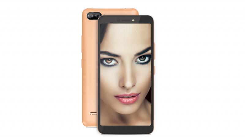 Itel A44 Air comes with a full screen display, AI dual camera and face unlock. Itel A44 Air comes with a full screen display, AI dual camera and face unlock.