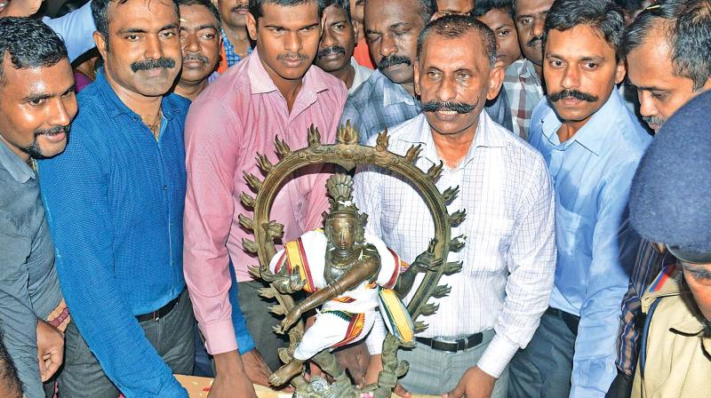 The panchaloha idol, weighing 100 kgs and standing 2.5 feet tall is said to be worth about Rs 30 crore in the international antiques market. The panchaloha idol, weighing 100 kgs and standing 2.5 feet tall is said to be worth about Rs 30 crore in the international antiques market.