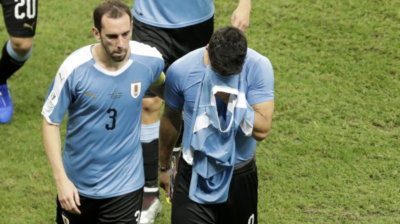 Gallese guessed the right way for the first shoot-out penalty to deny Barcelona forward Suarez. (Photo: AP) Gallese guessed the right way for the first shoot-out penalty to deny Barcelona forward Suarez. (Photo: AP)