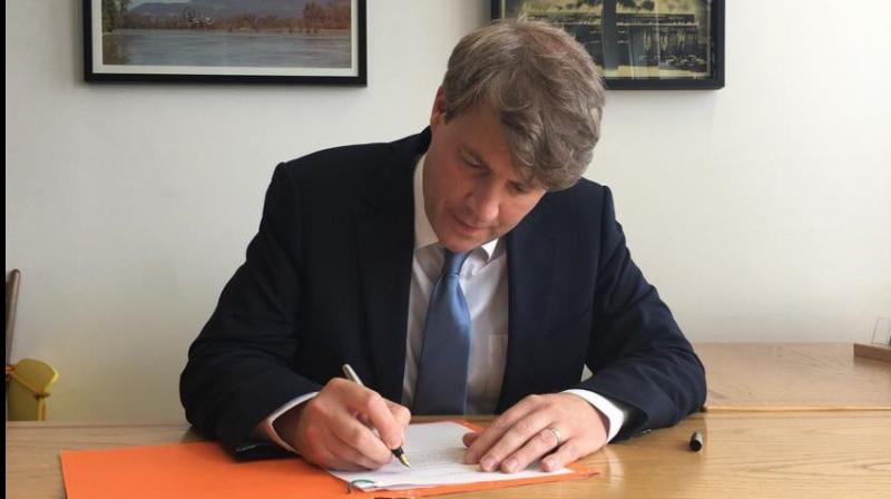 ‘Today we're leading the world yet again in becoming the first major economy to pass new laws to reduce emissions to net zero by 2050 while remaining committed to growing the economy,’ Chris Skidmore said. (Photo: Twitter | @CSkidmoreUK) ‘Today we're leading the world yet again in becoming the first major economy to pass new laws to reduce emissions to net zero by 2050 while remaining committed to growing the economy,’ Chris Skidmore said. (Photo: Twitter | @CSkidmoreUK)
