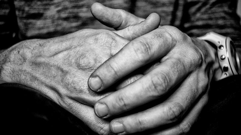 The grandfather now faces surgery on the collarbone to replace eroded bones (Photo: Pixabay) The grandfather now faces surgery on the collarbone to replace eroded bones (Photo: Pixabay)