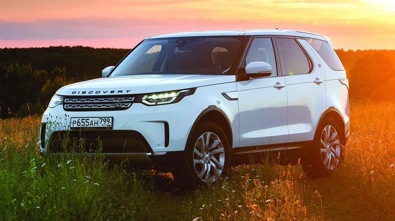 The new 2.0 diesel engine version - which is available in same S, SE, HSE and HSE Luxury trims that the other engine versions come in - is cheaper than the larger-hearted 3.0 V6 diesel by about Rs 13.6 lakh. The new 2.0 diesel engine version - which is available in same S, SE, HSE and HSE Luxury trims that the other engine versions come in - is cheaper than the larger-hearted 3.0 V6 diesel by about Rs 13.6 lakh.