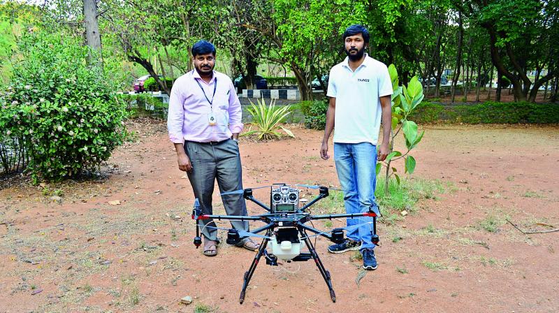 Co-founders of Thanos Prathyush Akepati and Pradeep Palelli; the winning drone. Co-founders of Thanos Prathyush Akepati and Pradeep Palelli; the winning drone.