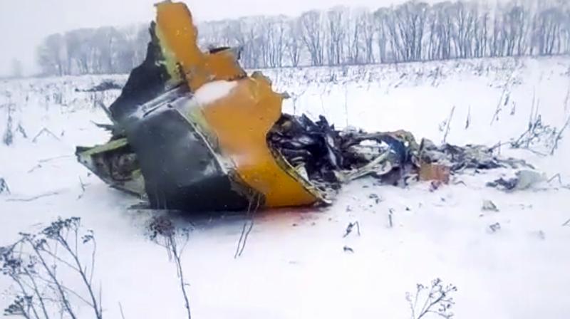In this screen grab provided by the Life.ru, the wreckage of a AN-148 plane is seen in Stepanovskoye village, about 40 kilometers (25 miles) from the Domodedovo airport, Russia. (Photo: AP) In this screen grab provided by the Life.ru, the wreckage of a AN-148 plane is seen in Stepanovskoye village, about 40 kilometers (25 miles) from the Domodedovo airport, Russia. (Photo: AP)