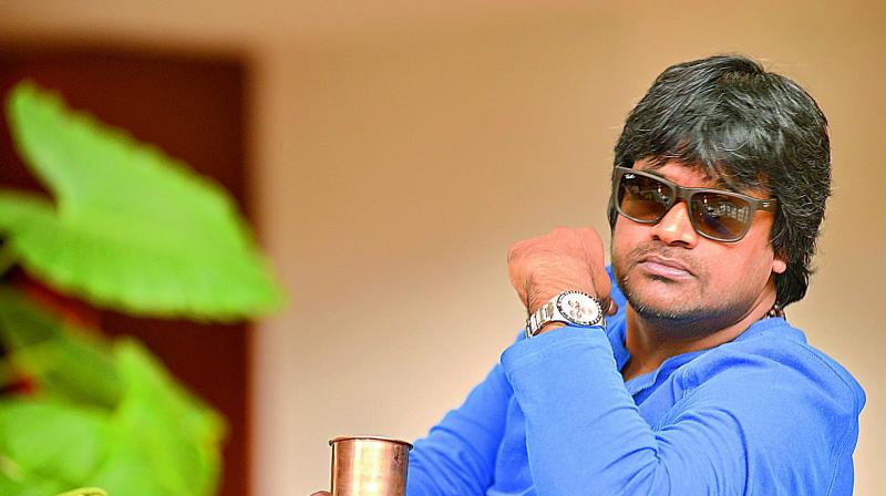 Director Harish Shankar still seems to be in a hangover of his last release Duvvada Jagannadham. Director Harish Shankar still seems to be in a hangover of his last release Duvvada Jagannadham.