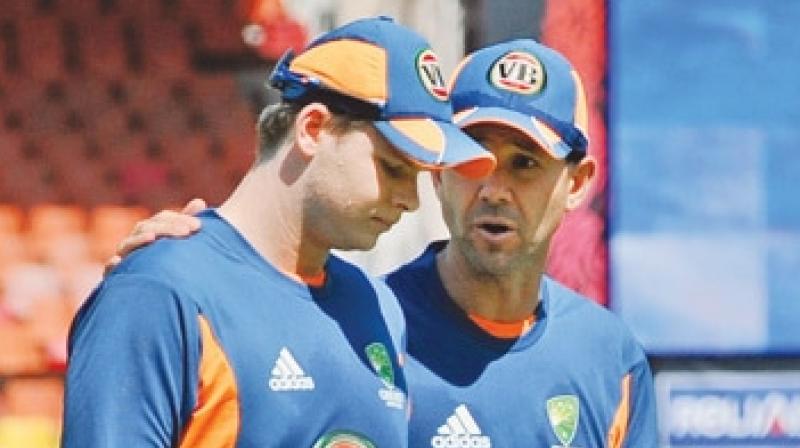 Ricky Ponting admitted that although Steve Smith has been managing the workload pretty well so far, the 42-year-old could recall that he wanted the current captain to give up T20I captaincy a year back. (Photo: AFP) Ricky Ponting admitted that although Steve Smith has been managing the workload pretty well so far, the 42-year-old could recall that he wanted the current captain to give up T20I captaincy a year back. (Photo: AFP)