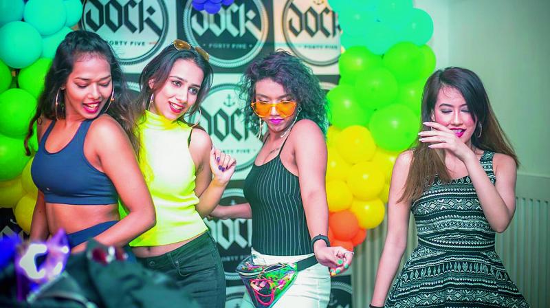 There was a picture booth, free glittering pink masks and lighting on the dance floor which looked nothing less than heavenly. There was a picture booth, free glittering pink masks and lighting on the dance floor which looked nothing less than heavenly.