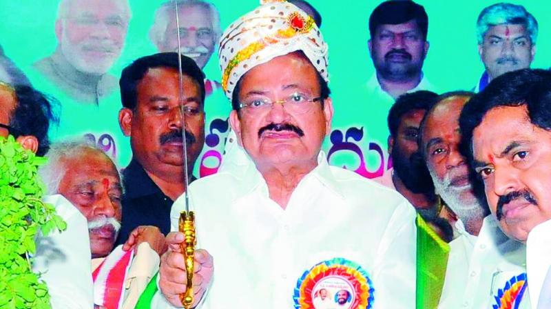 BC organisations of TS and AP felicitate Union Minister M. Venkiaha Naidu at RTC Kalyana Mandapam in Baghlingampally on Friday. (Photo: DC) BC organisations of TS and AP felicitate Union Minister M. Venkiaha Naidu at RTC Kalyana Mandapam in Baghlingampally on Friday. (Photo: DC)