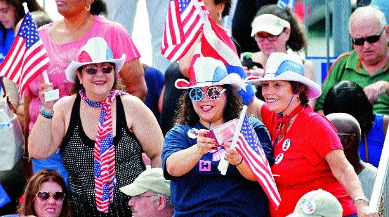Supporters of Democratic presidential candidate Hillary Clinton take a selfie as they wait for Clinton to arrive at a rally in Pembroke Pines, Florida. (Photo: AP) Supporters of Democratic presidential candidate Hillary Clinton take a selfie as they wait for Clinton to arrive at a rally in Pembroke Pines, Florida. (Photo: AP)