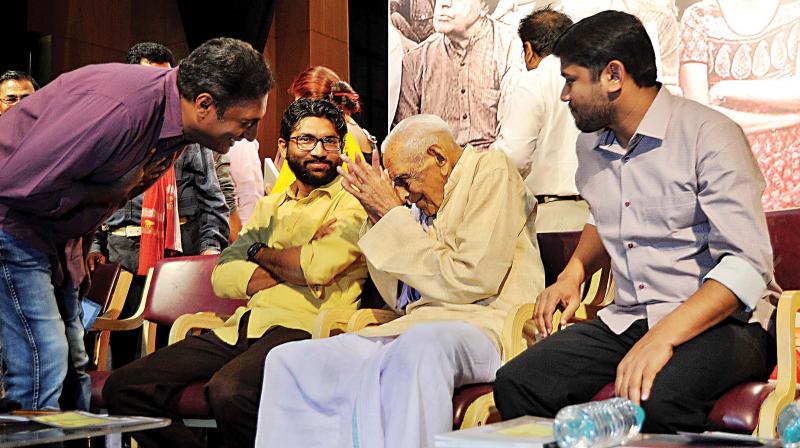 Actor Prakash Rai (from L), Gujarat MLA Jignesh Mevani, freedom fighter H.S. Doreswamy and student leader Kanhaiya Kumar at the 56th birth anniversary celebrations of Gauri Lankesh in Bengaluru. (Photo: Shashidhar B.) Actor Prakash Rai (from L), Gujarat MLA Jignesh Mevani, freedom fighter H.S. Doreswamy and student leader Kanhaiya Kumar at the 56th birth anniversary celebrations of Gauri Lankesh in Bengaluru. (Photo: Shashidhar B.)