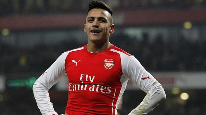 Bayern had reportedly been vying with Manchester City to sign Sanchez, 28, Chile's all-time top scorer, who has a year left on his Arsenal contract, but is stalling over extension negotiations with the Gunners.(Photo: AFP) Bayern had reportedly been vying with Manchester City to sign Sanchez, 28, Chile's all-time top scorer, who has a year left on his Arsenal contract, but is stalling over extension negotiations with the Gunners.(Photo: AFP)