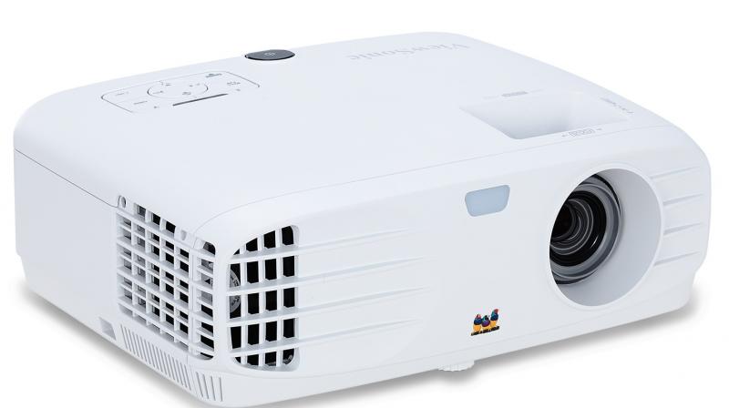 ViewSonic PX700HD is designed for big-screen gaming and entertainment. ViewSonic PX700HD is designed for big-screen gaming and entertainment.