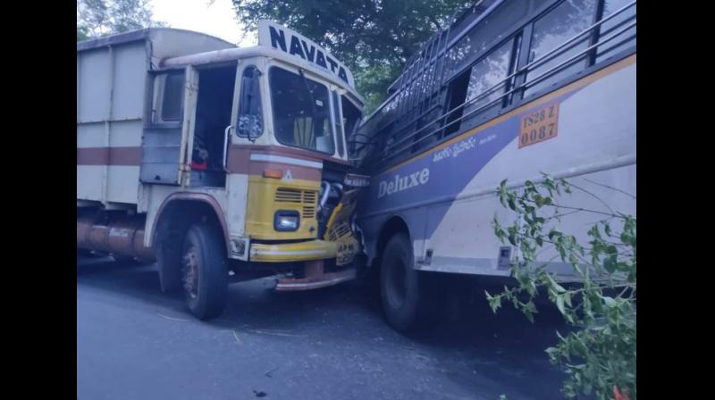 APSRTC bus hit by a cargo lorry at Narasaraopet