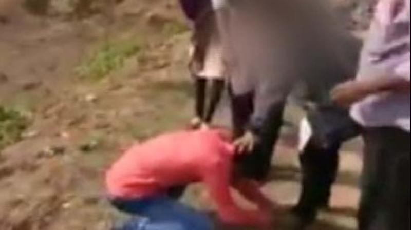 A boy apologises to a girl for harassment after she beat him up. A boy apologises to a girl for harassment after she beat him up.