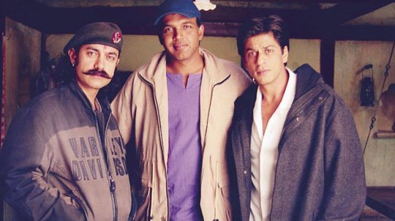 One of the pictures shared by Ashutosh Gowariker featuring Shah Rukh Khan and Aamir Khan. One of the pictures shared by Ashutosh Gowariker featuring Shah Rukh Khan and Aamir Khan.