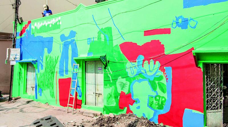 A wall painting by artist Raghav Bhalla. (Photo: DC) A wall painting by artist Raghav Bhalla. (Photo: DC)