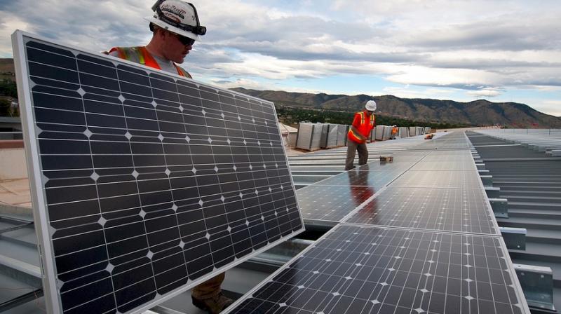 The federal utility plans on investing $8 billion in renewable energy over the next 20 years. (Photo: Pixabay) The federal utility plans on investing $8 billion in renewable energy over the next 20 years. (Photo: Pixabay)