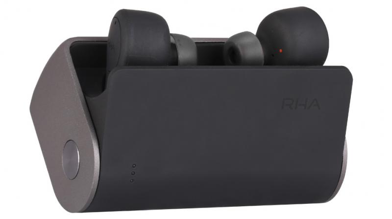 The stem of the TrueConnect has an in-built antenna which uses a Bluetooth 5 connection to provide audio. The stem of the TrueConnect has an in-built antenna which uses a Bluetooth 5 connection to provide audio.