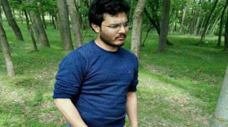 The sources said that the authorities do not want Dujana's funeral should take place in Kashmir keeping in view such events in the past having attracted thousands of people. The sources said that the authorities do not want Dujana's funeral should take place in Kashmir keeping in view such events in the past having attracted thousands of people.