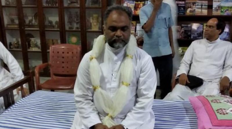They, however, were not satisfied with the Cardinals response and declared an indefinite fast and prayers at the Bishops House seeking the removal of Alencherry as the Major Archbishop. (Photo: ANI | Twitter) They, however, were not satisfied with the Cardinals response and declared an indefinite fast and prayers at the Bishops House seeking the removal of Alencherry as the Major Archbishop. (Photo: ANI | Twitter)