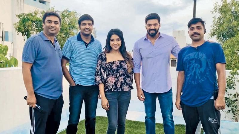 Satish, Sakshi and Arya with crew Satish, Sakshi and Arya with crew