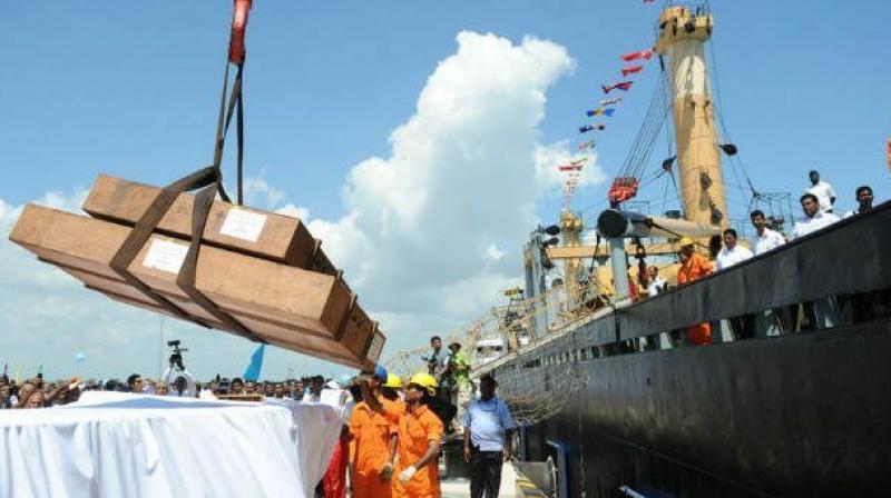 The shipping ministry on Thursday signed a new wage settlement pact with employees at state-run ports, under which workers will get a 10.6 per cent hike, which will cost the ministry Rs 560 crore per year. The shipping ministry on Thursday signed a new wage settlement pact with employees at state-run ports, under which workers will get a 10.6 per cent hike, which will cost the ministry Rs 560 crore per year.
