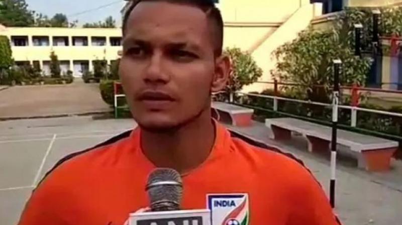 Youth and children also admire and respect Nishu, who is popularly known as 'Ronaldo Bhai' in the Muzaffarnagar. (Photo: Twitter | ANI) Youth and children also admire and respect Nishu, who is popularly known as 'Ronaldo Bhai' in the Muzaffarnagar. (Photo: Twitter | ANI)