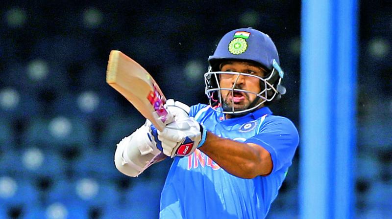 India had got off to a flying start with openers Shikhar Dhawan making 87 and Ajinkya Rahane hitting 62. India had got off to a flying start with openers Shikhar Dhawan making 87 and Ajinkya Rahane hitting 62.