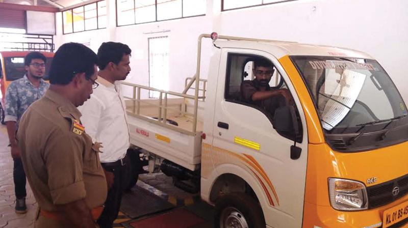Vehicles undergoing automated fitness test in Thiruvananthapuram (file pic) Vehicles undergoing automated fitness test in Thiruvananthapuram (file pic)