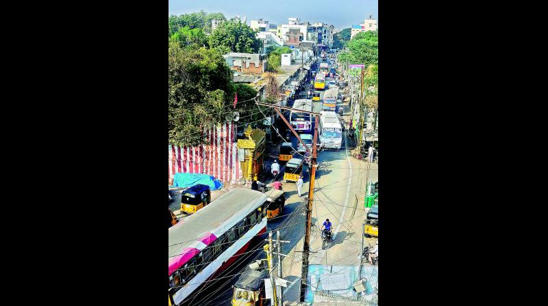 Encroachments at Aliabad Sarai will be cleared to ease traffic. (Photo: P. Surendra) Encroachments at Aliabad Sarai will be cleared to ease traffic. (Photo: P. Surendra)