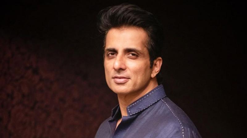 In bleak times, 'villain' Sonu Sood redefines heroism - Vimarsana News