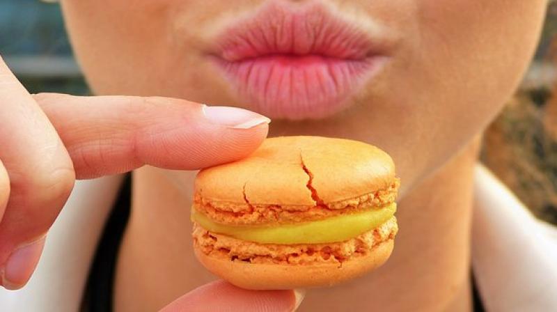 Previous wearable devices for monitoring dietary intake suffered from limitations such as requiring the use of a mouth guard, bulky wiring. (Photo: Pixabay) Previous wearable devices for monitoring dietary intake suffered from limitations such as requiring the use of a mouth guard, bulky wiring. (Photo: Pixabay)