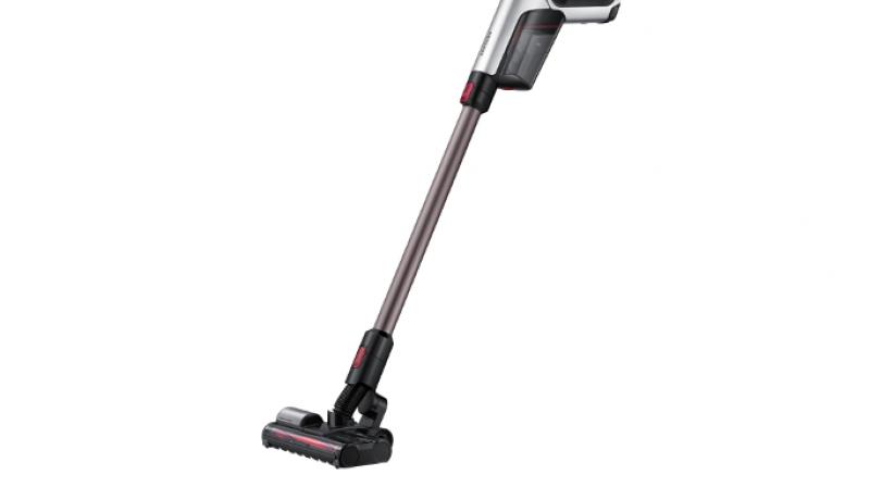 POWERstick PRO also packs a decent charge, running on a 32.4V lithium-ion removable power pack that offers up to 40 minutes of battery life. POWERstick PRO also packs a decent charge, running on a 32.4V lithium-ion removable power pack that offers up to 40 minutes of battery life.