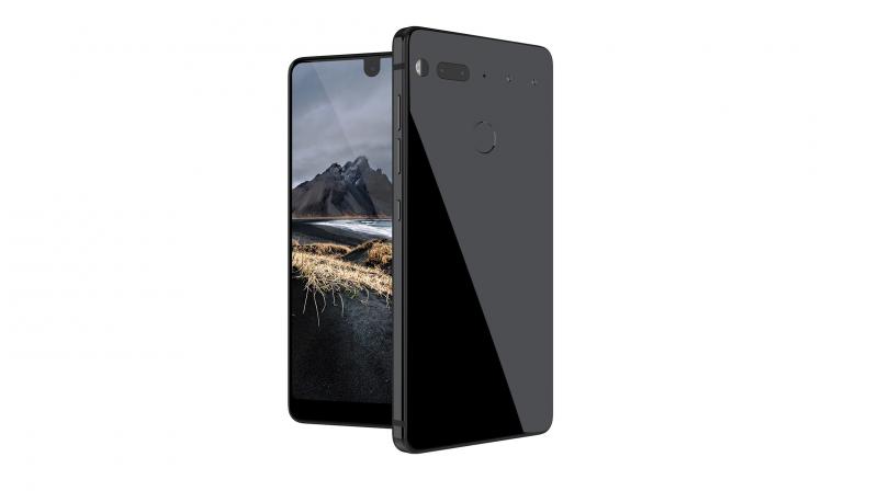 It comes equipped with a 13MP dual camera with RGB and monochrome, IR Laser Assist Focus, and support for 4K recording. It comes equipped with a 13MP dual camera with RGB and monochrome, IR Laser Assist Focus, and support for 4K recording.
