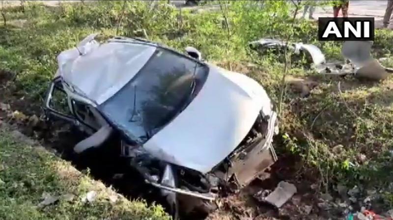 Identities of the deceased and injured are yet to be ascertained by the police. (Photo: ANI) Identities of the deceased and injured are yet to be ascertained by the police. (Photo: ANI)