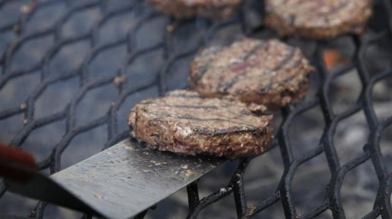 Cutting your food to test for doneness is another common way people bungle their food. (Photo: AP) Cutting your food to test for doneness is another common way people bungle their food. (Photo: AP)