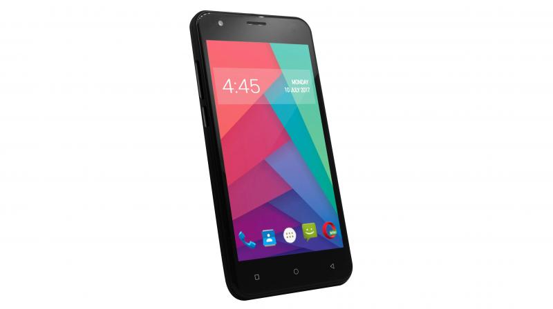 It comes with 2 GB RAM plus 16 GB internal memory, expandable up to 32 GB and OTG support enhances the storage options. It comes with 2 GB RAM plus 16 GB internal memory, expandable up to 32 GB and OTG support enhances the storage options.