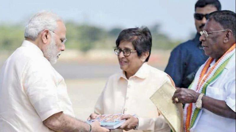 PM Modi lauds Kiran Bedi work on 'Swacchata mission'