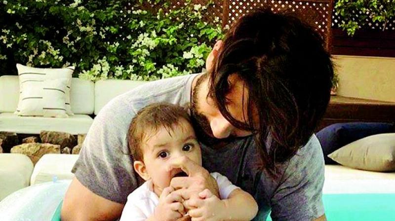 Shahid Kapoor with daughter Misha Shahid Kapoor with daughter Misha