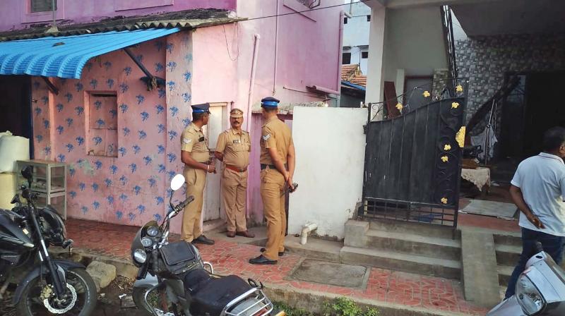 The raids started at around 5 am and remained till 10 am at Ukkadam-Kottai Medu Billal Nagar, Vincent Road and GM Nagar. The raids started at around 5 am and remained till 10 am at Ukkadam-Kottai Medu Billal Nagar, Vincent Road and GM Nagar.
