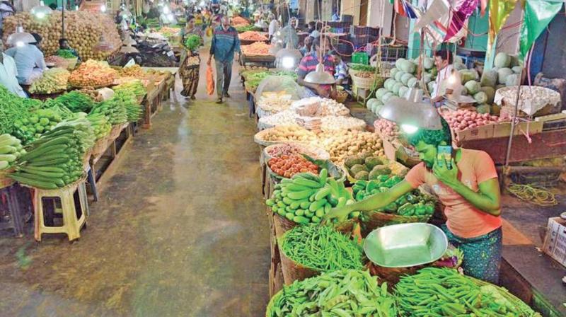 The price of tomato, which a month ago sold at Rs 20, has come down to Rs 8. Similarly, the prices of vegetables like drumstick, brinjal, cabbage, radish and beans have dropped by 50 per cent,” said a trader at Koyambedu market.(Representional Image) The price of tomato, which a month ago sold at Rs 20, has come down to Rs 8. Similarly, the prices of vegetables like drumstick, brinjal, cabbage, radish and beans have dropped by 50 per cent,” said a trader at Koyambedu market.(Representional Image)