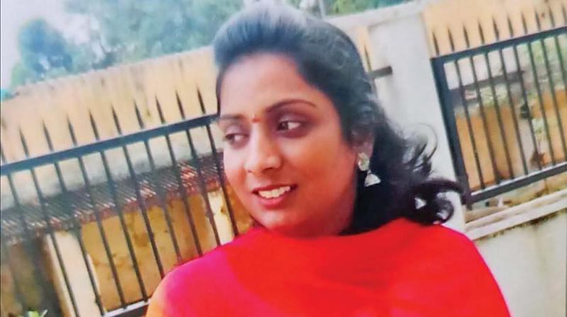 There was a deep incision on her face, an injury from the attack with a metal object. There was a deep incision on her face, an injury from the attack with a metal object.