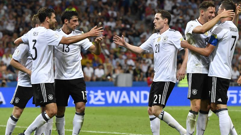 After the end of the roller-coaster match, the camera panned to a middle-aged German fan who kept his mouth agape as if he had seen a three-legged man. After the end of the roller-coaster match, the camera panned to a middle-aged German fan who kept his mouth agape as if he had seen a three-legged man.