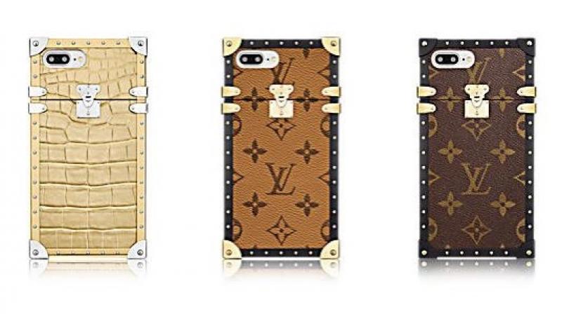 The $1,180 and $1,250 will give you an Eye-Trunk case sized for iPhone 7 or iPhone 7 Plus respectively with company’s standard pattern used on many other products. The $1,180 and $1,250 will give you an Eye-Trunk case sized for iPhone 7 or iPhone 7 Plus respectively with company’s standard pattern used on many other products.