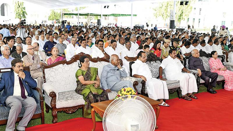 Governor Banwarilal Purohit, CM Edappadi K. Palaniswami and Dy CM O. Panneerselvam at I-Day celebration in Chennai on Thursday. (Photo: DC) Governor Banwarilal Purohit, CM Edappadi K. Palaniswami and Dy CM O. Panneerselvam at I-Day celebration in Chennai on Thursday. (Photo: DC)