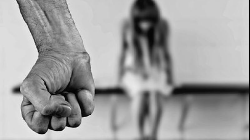 Both men and women report feeling less safe in their neighbourhoods based on the presence of other violence. (Photo: Pixabay) Both men and women report feeling less safe in their neighbourhoods based on the presence of other violence. (Photo: Pixabay)