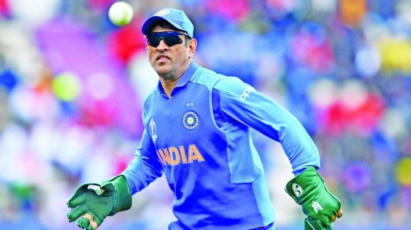 Mahendra Singh Dhoni Mahendra Singh Dhoni