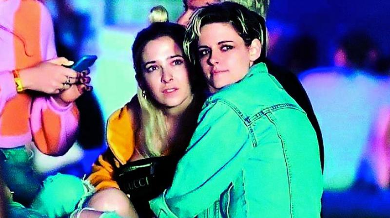 Kristen Stewart and Sara Dinkin Kristen Stewart and Sara Dinkin