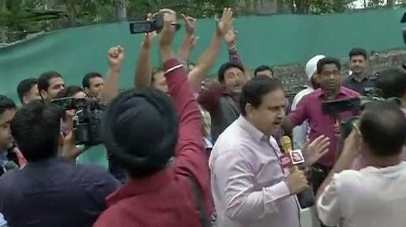 Anti-Pak slogans being chanted in Poonch district (Photo: ANI/Twitter) Anti-Pak slogans being chanted in Poonch district (Photo: ANI/Twitter)